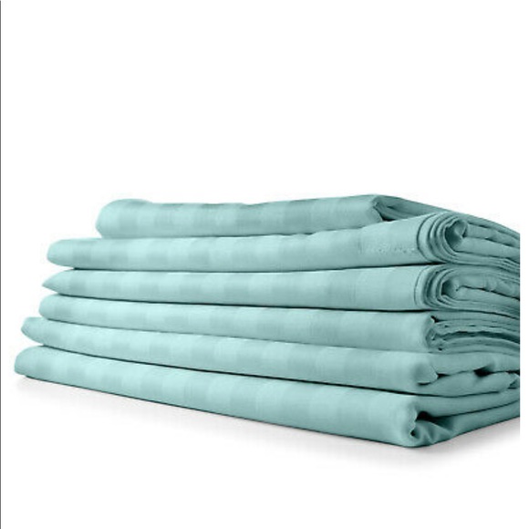 1800 count Fiber super soft Dolby Striped Sheets - Picture 7 of 8